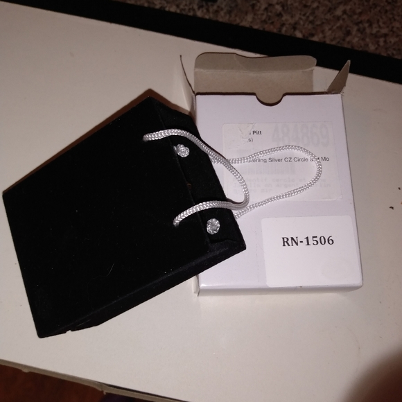 Circle and moon sterling silver CZ - Picture 2 of 3